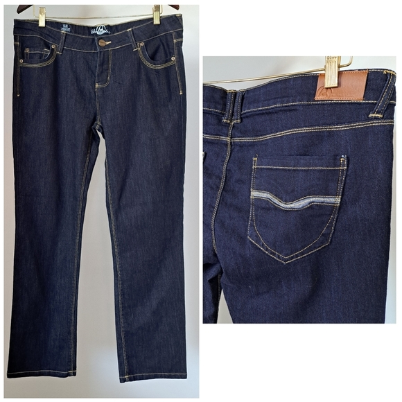 Bluenotes | Dark blue (almost black) slim straight woman's Jean - Picture 1 of 9